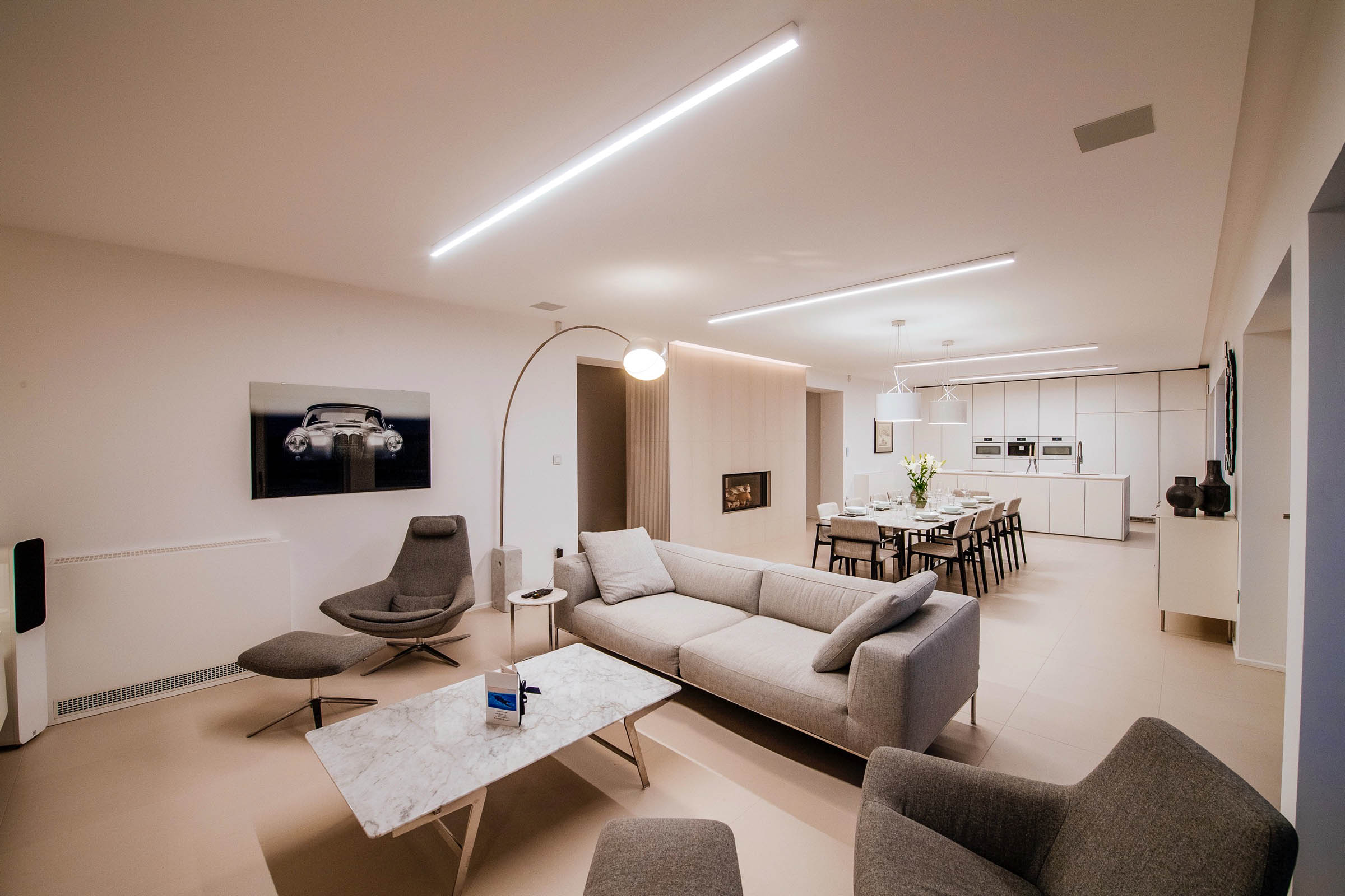 BIBISEA Interior Photo #047